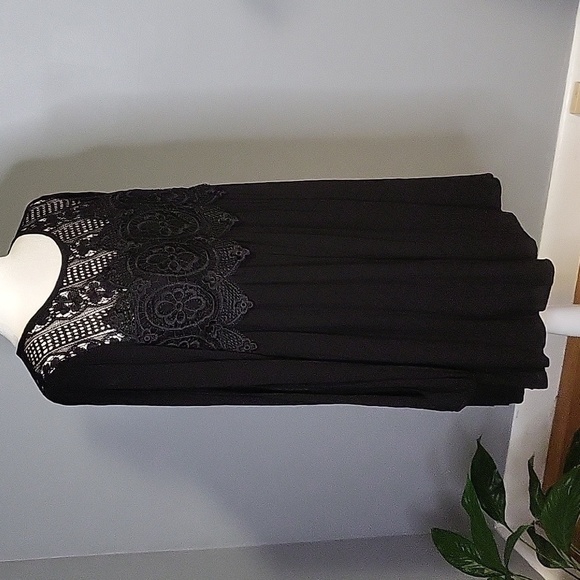 Xhilaration Split Sleeve Crochet Bodice Lined Boho Dress - Size M - Picture 2 of 12